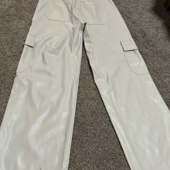 Wild Fable Wide Leg Cargo’s - Picture 2 of 4